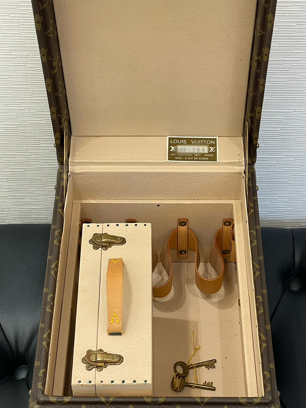 サムネイル： LOUIS VUITTON　ボワットフラコン