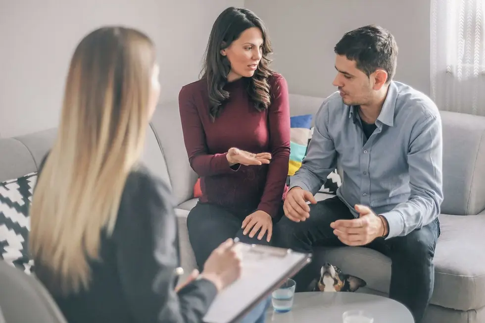 The Art of Letting Go: Conscious Uncoupling with a Therapist