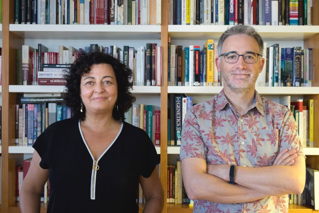 Isabel Reche and Francisco are Professors in UGR teaching the course "Creativity, Rigour, and Communication in Science" in the Master's Degree in Genetics and Evolution.
