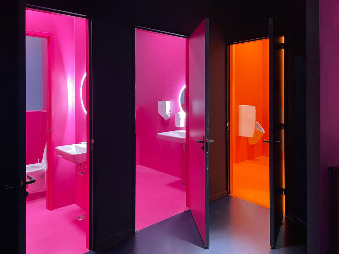 Polyester toiletruimtes