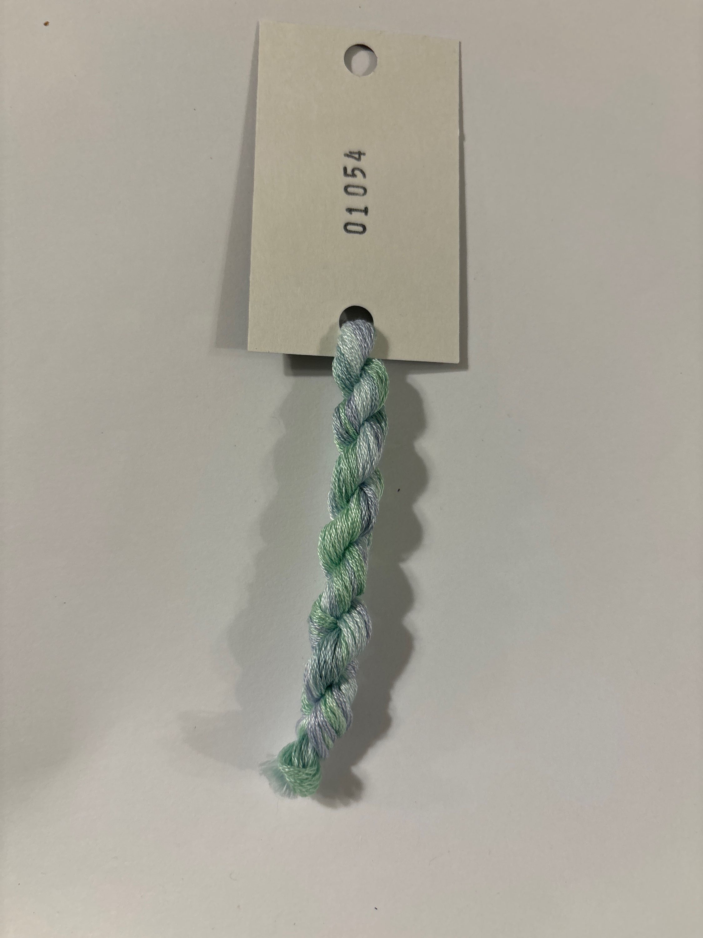 01054 PACIFIC ISLANDS Threadworx Floss 5 yards