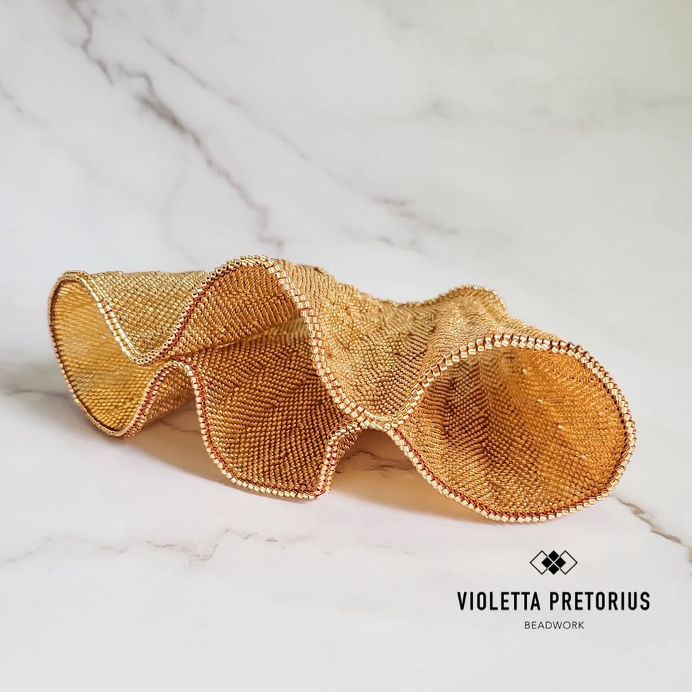 Thumbnail: Hammered Gold Armband