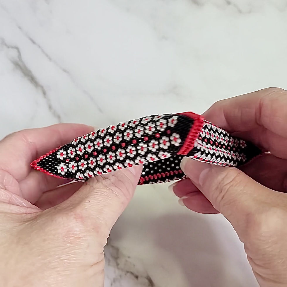 Thumbnail: Geometric Squares Armband Tutorial