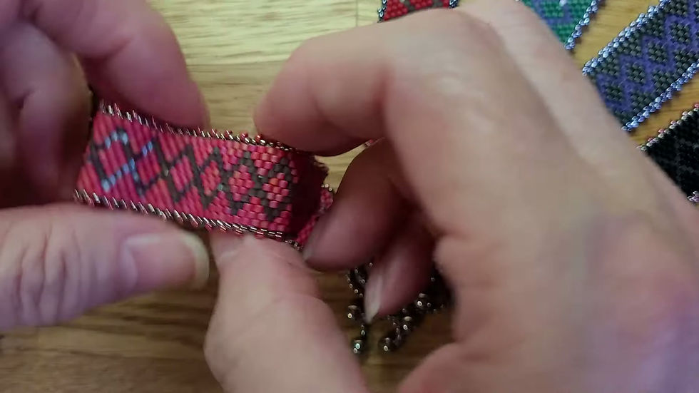 Thumbnail: Glitzy Bracelet Tutorial