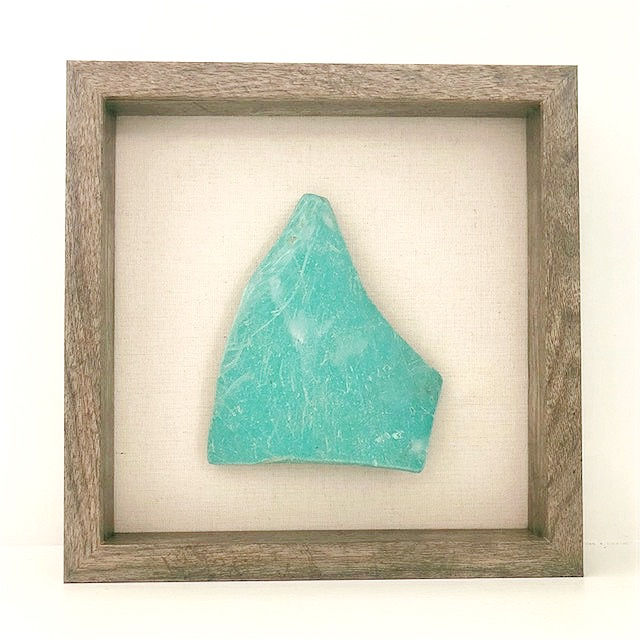 S. MountAin Beach Trash Art