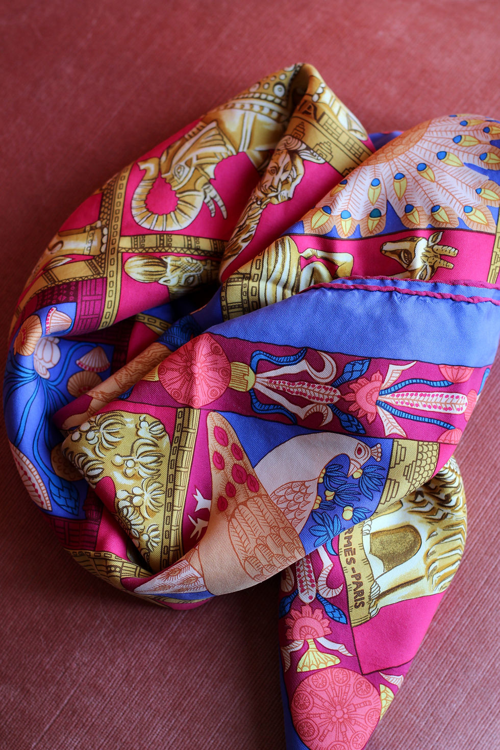 Miniature : Carré de soie Hermès - Torana