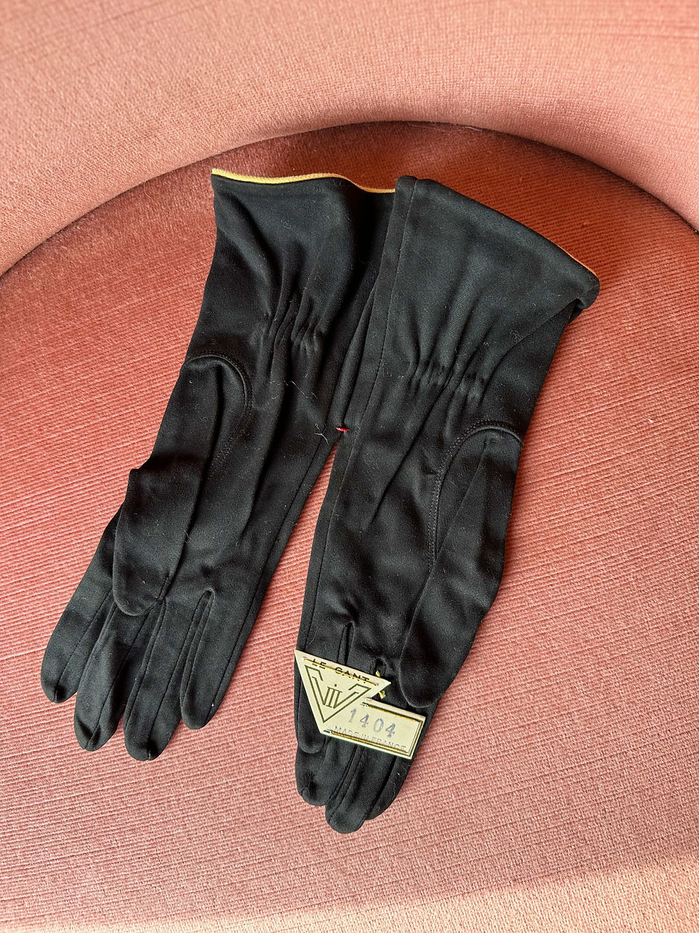 Thumbnail: Gants Art Déco c.1920/30