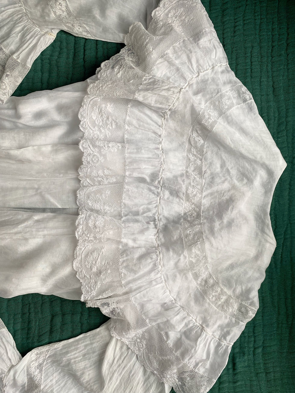Miniature : Chemise antique en coton & dentelle de Valenciennes - T.XS