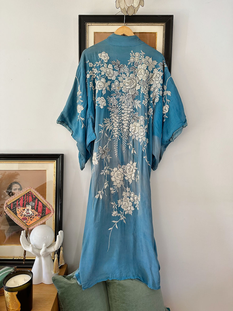 Kimono en soie brodée main c.1920