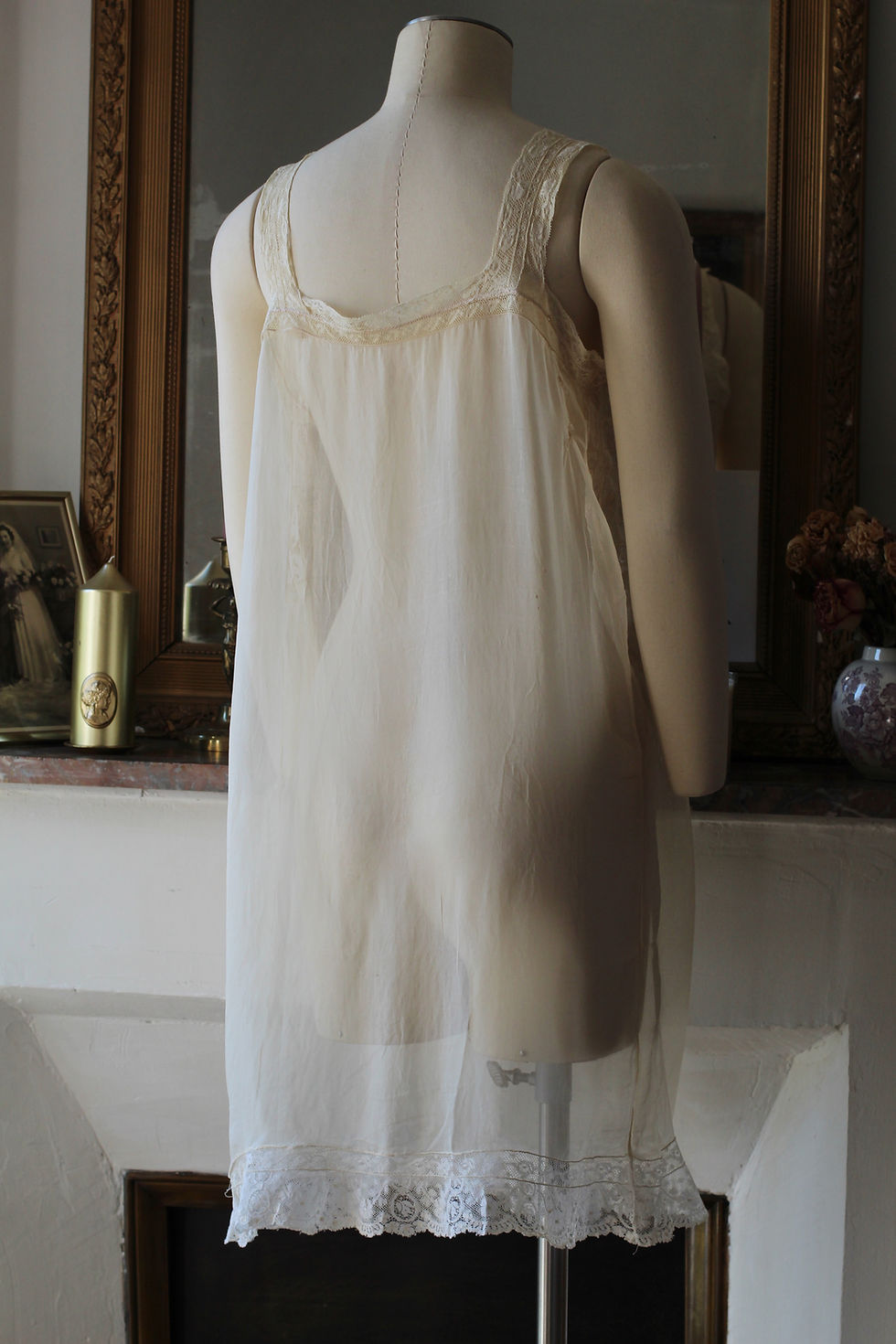 Miniature : Luxueux ensemble de lingerie antique - Mousseline de soie brodée & dentelle