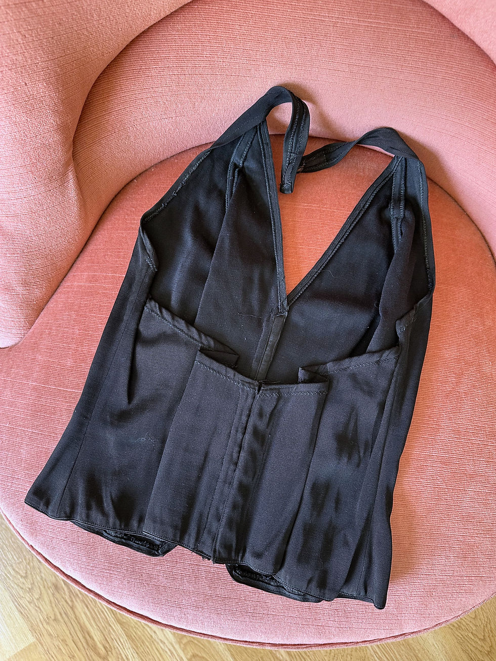 Thumbnail: Bustier noir c.1950 - S/M