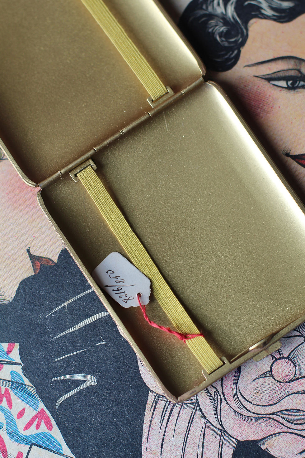 Thumbnail: Etui à cigarettes Art Déco