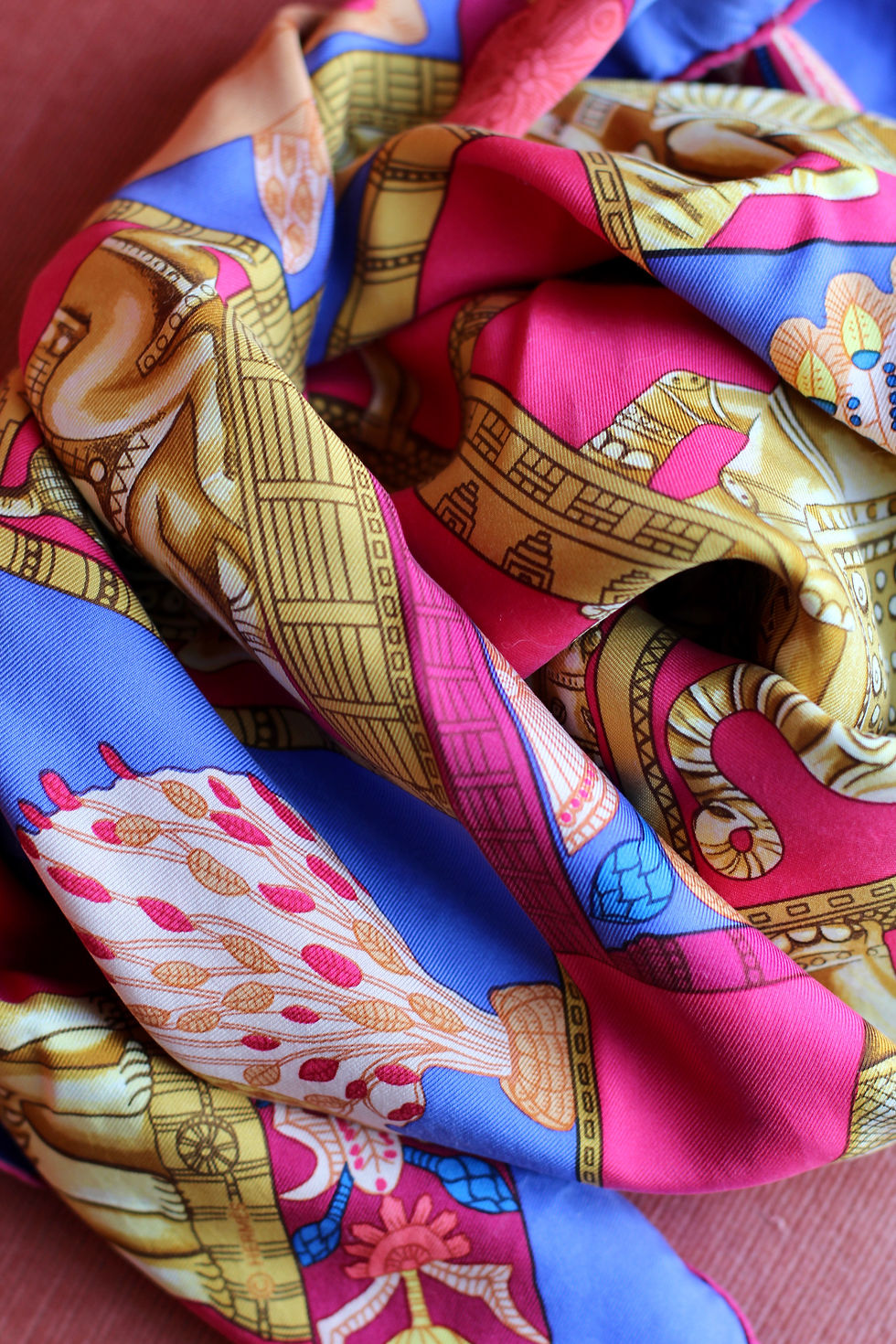 Miniature : Carré de soie Hermès - Torana