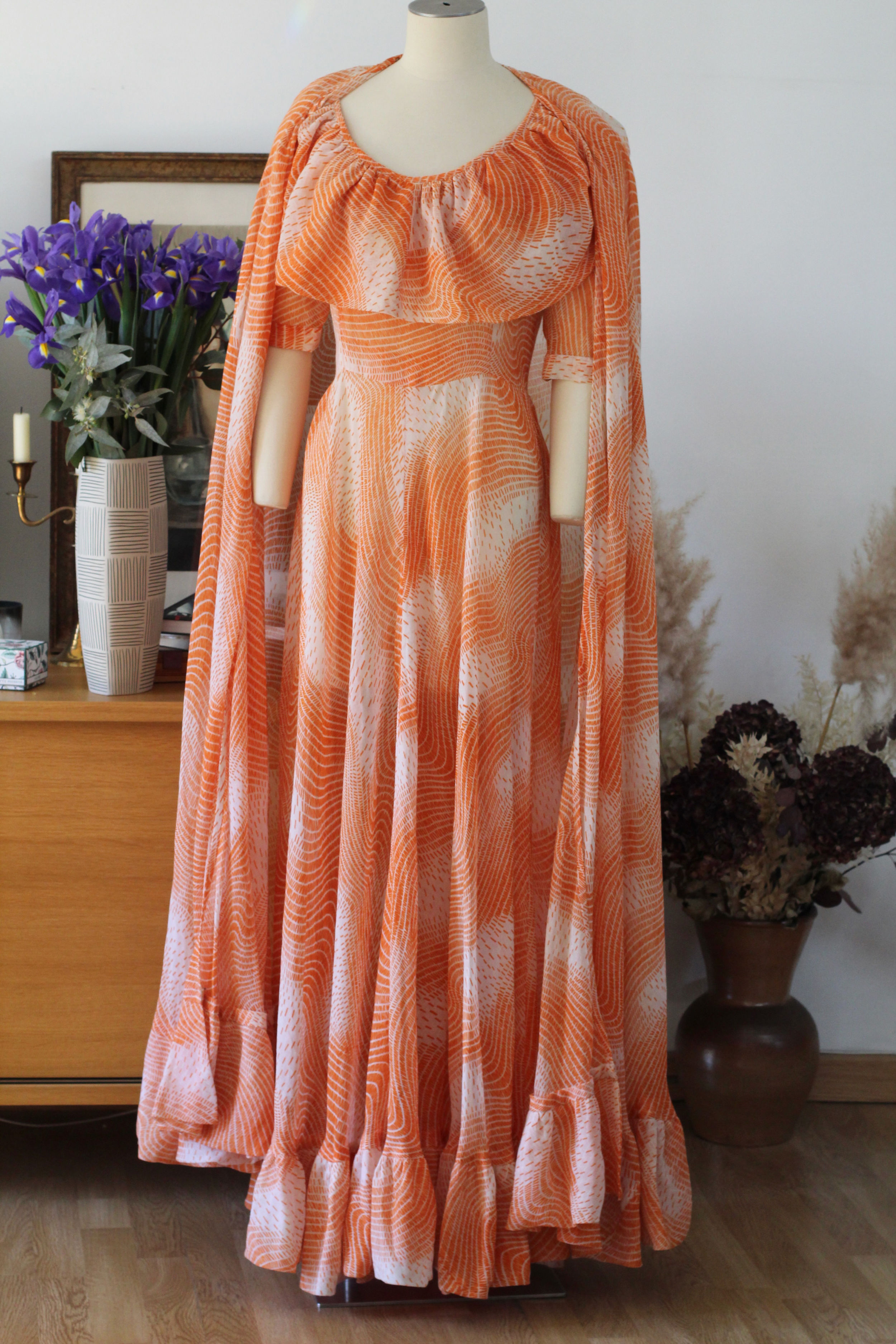 Robe & cape assorties des années 70 en voile de coton - XS/S