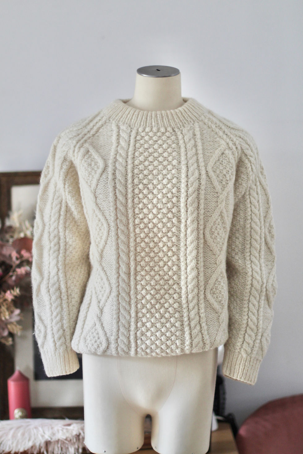 Thumbnail: Pull irlandais Aran en laine tricoté main - T.XS/M