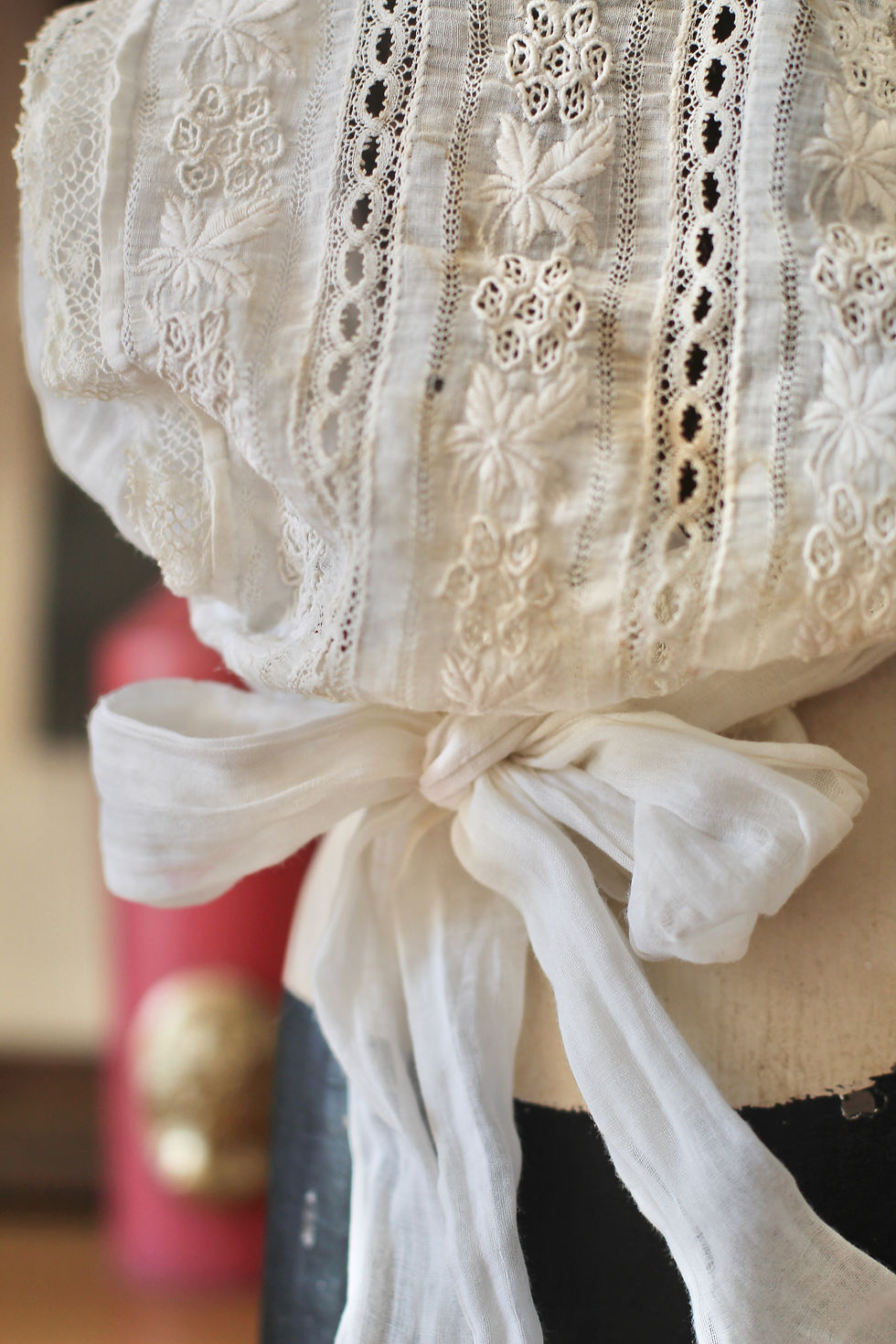 Miniature : Coiffe traditionnelle régionale française c. 1900