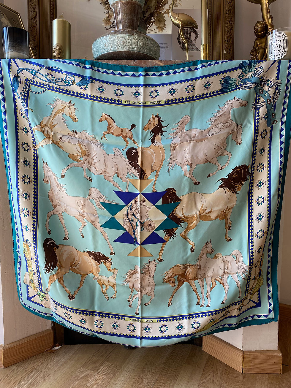 Miniature : Carré de soie Hermès "Les chevaux Qataris"
