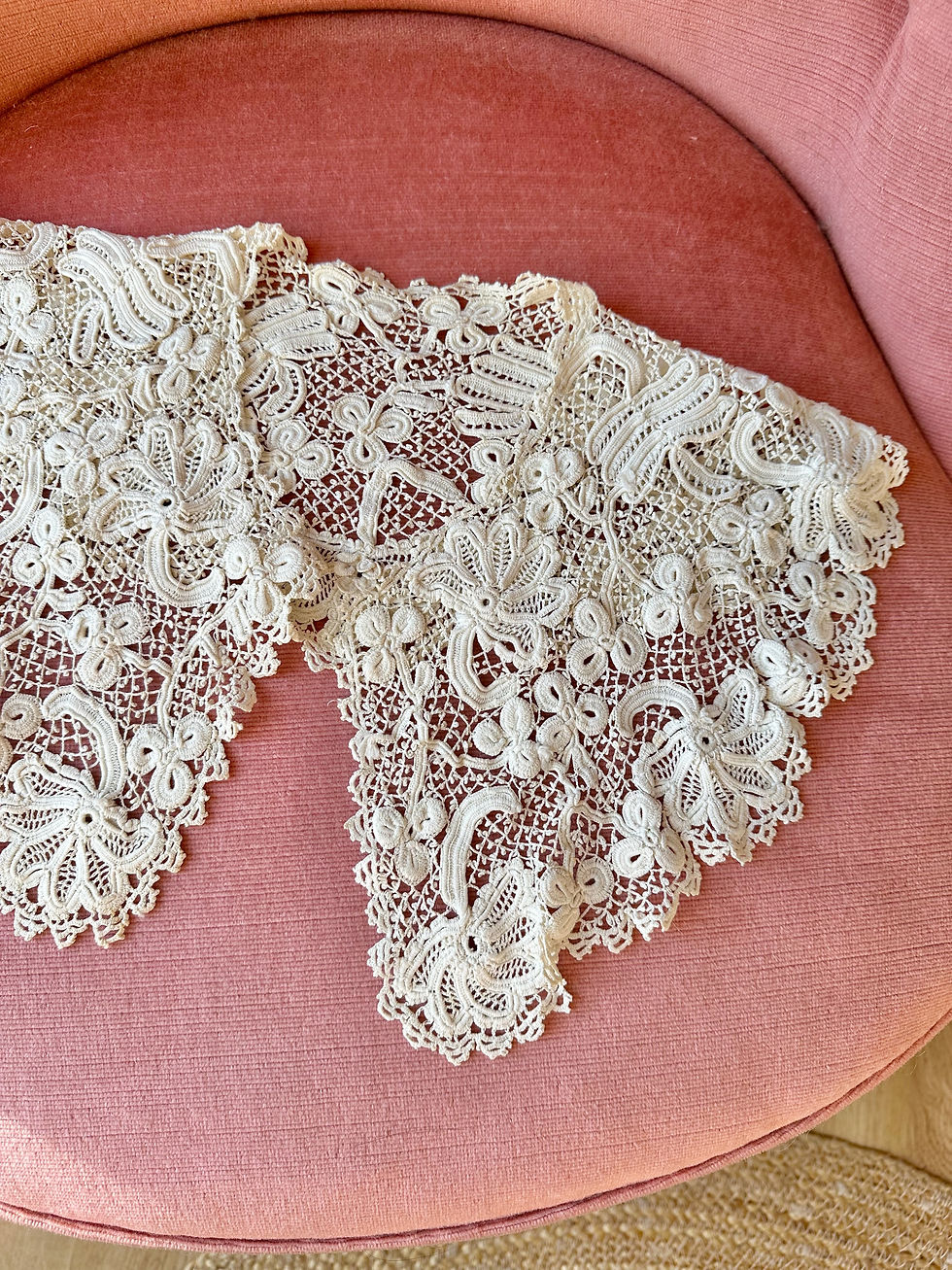 Miniature : Grand col antique en dentelle d'Irlande c.1910