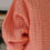 Miniature : Pull corail tricoté main - T.U