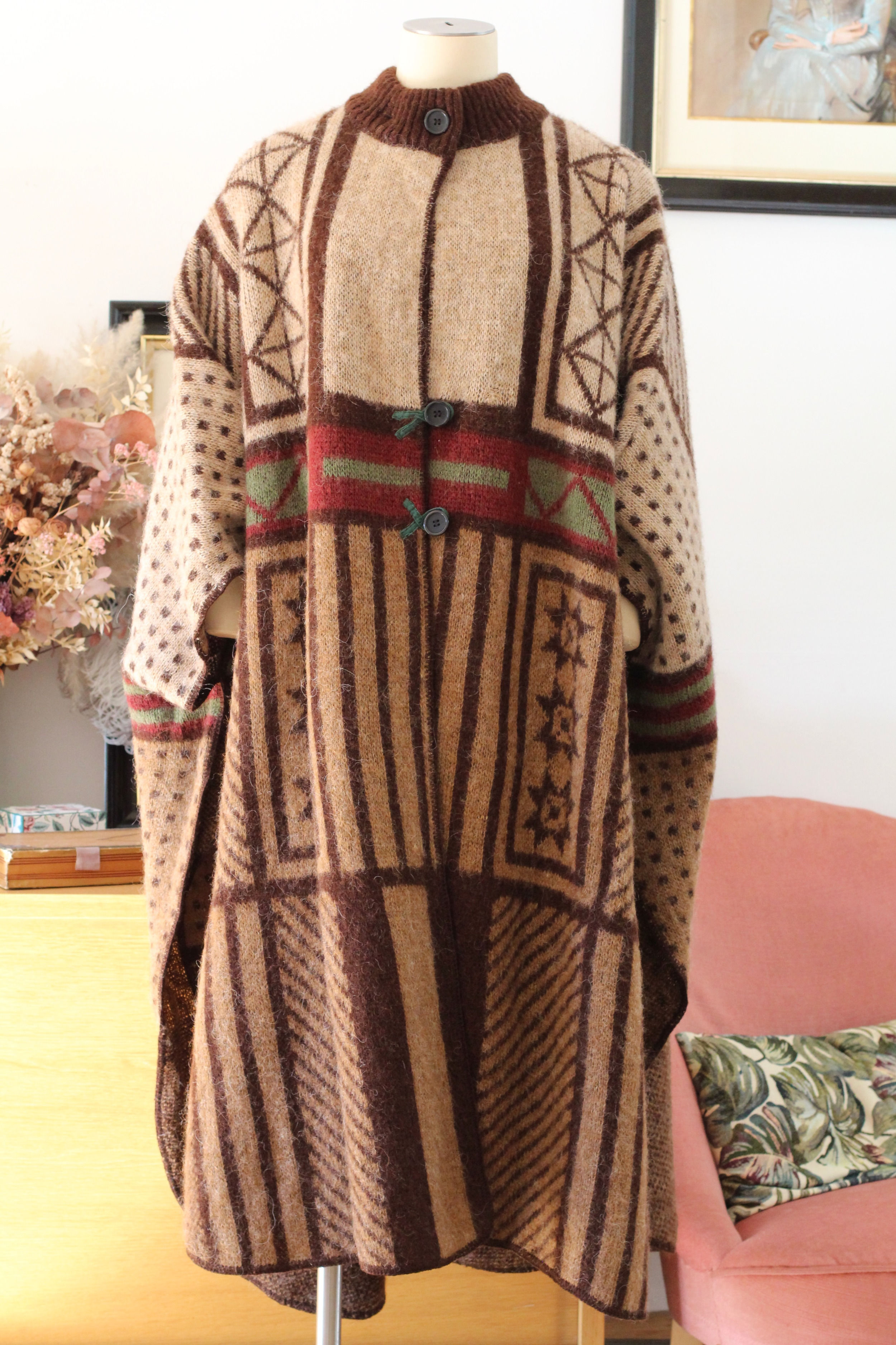 Veste en laine / Cape faite en Islande - T.U