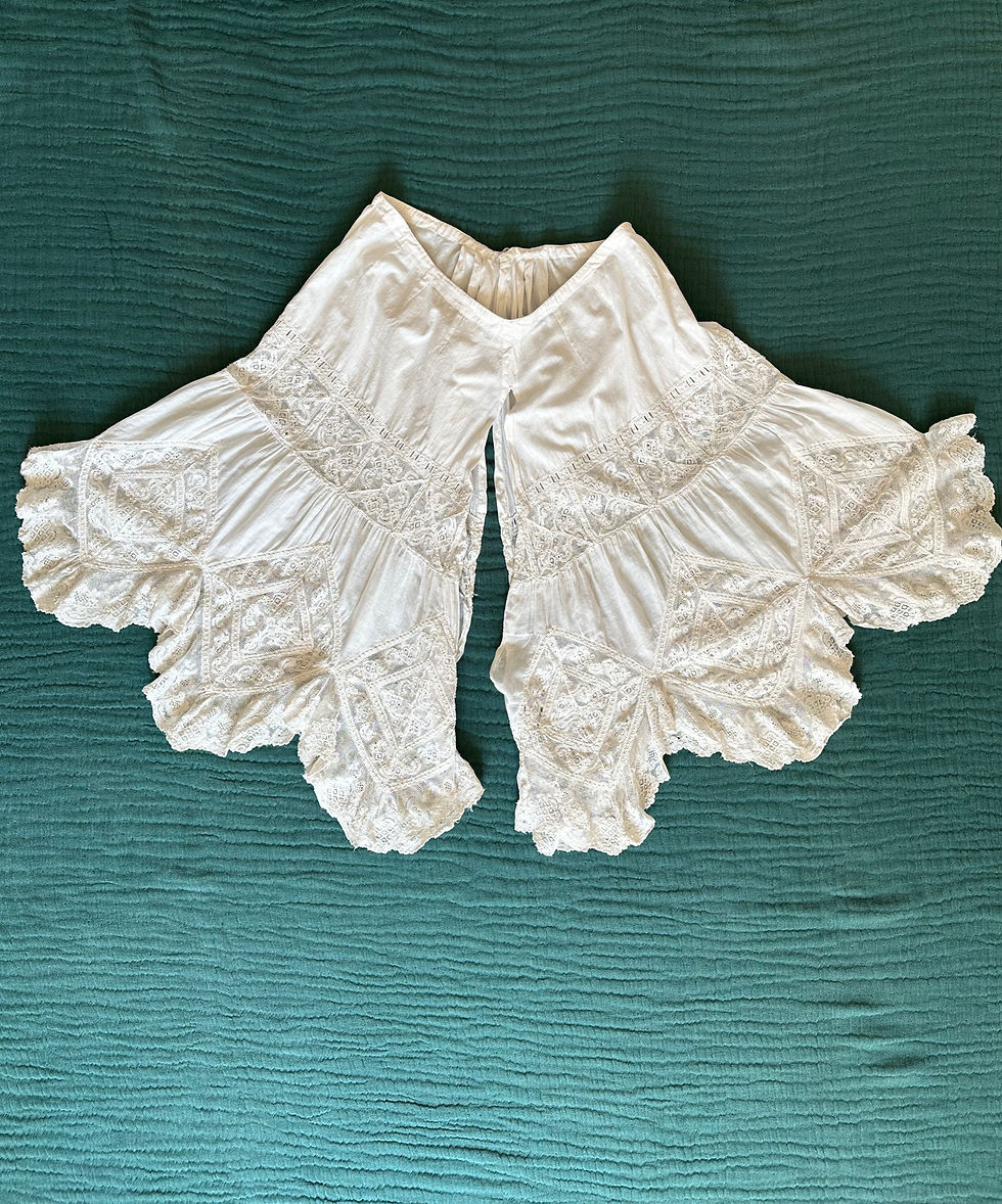Miniature : Culotte fendue antique coton & dentelle c.1900 - XS/L
