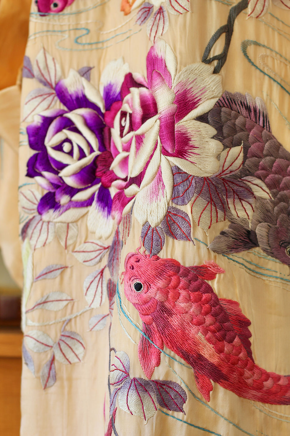 Miniature : RARE ! Kimono antique en soie brodée fin XIXème