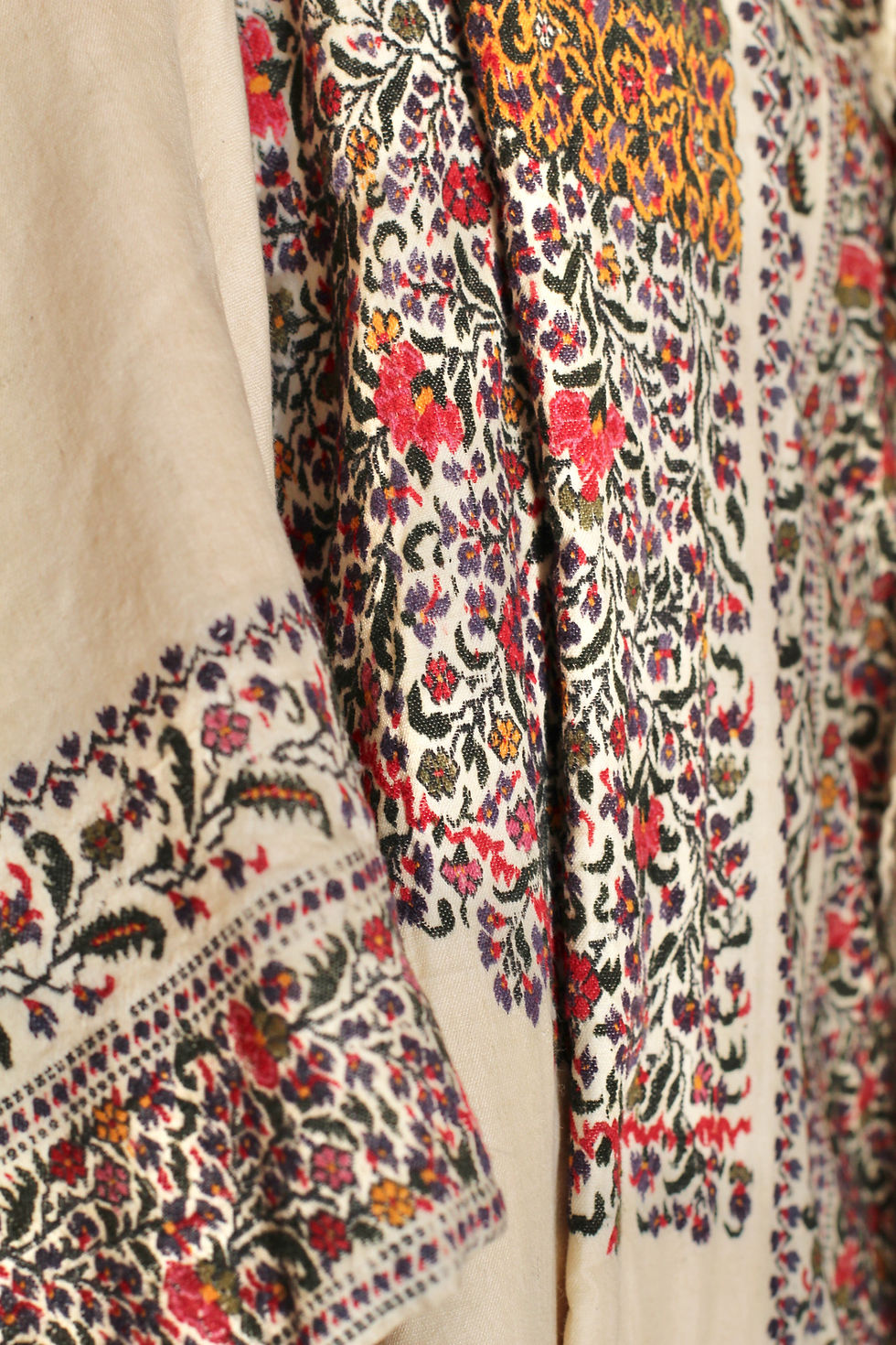 Miniature : Exceptionnelle robe d'intérieur antique en châle de cachemire fin XIXeme