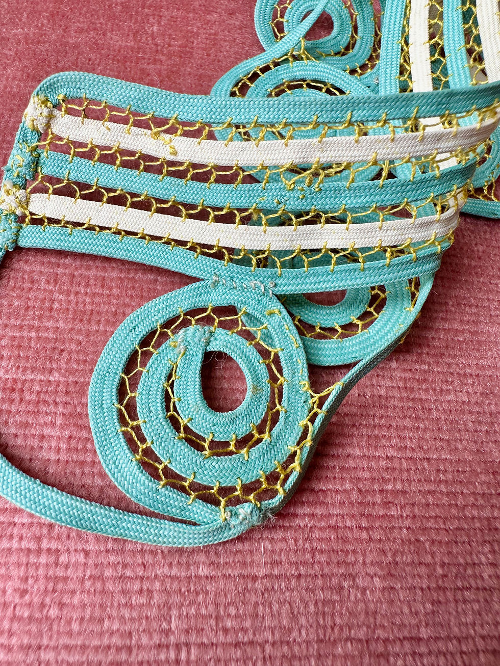 Thumbnail: Col antique vert d'eau c.1930 - Art Déco