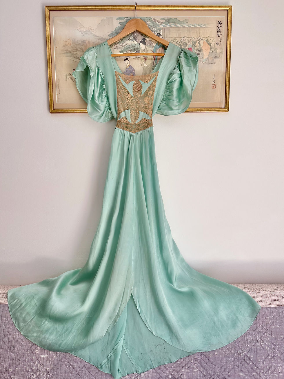 Thumbnail: Robe nuisette longue c.1930 - T.XS French 30's silk nightgown