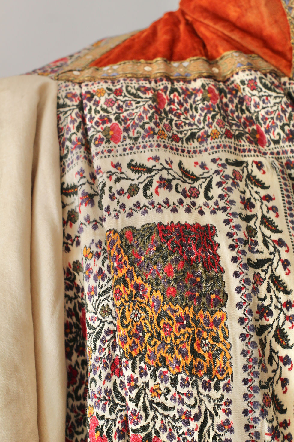 Miniature : Exceptionnelle robe d'intérieur antique en châle de cachemire fin XIXeme