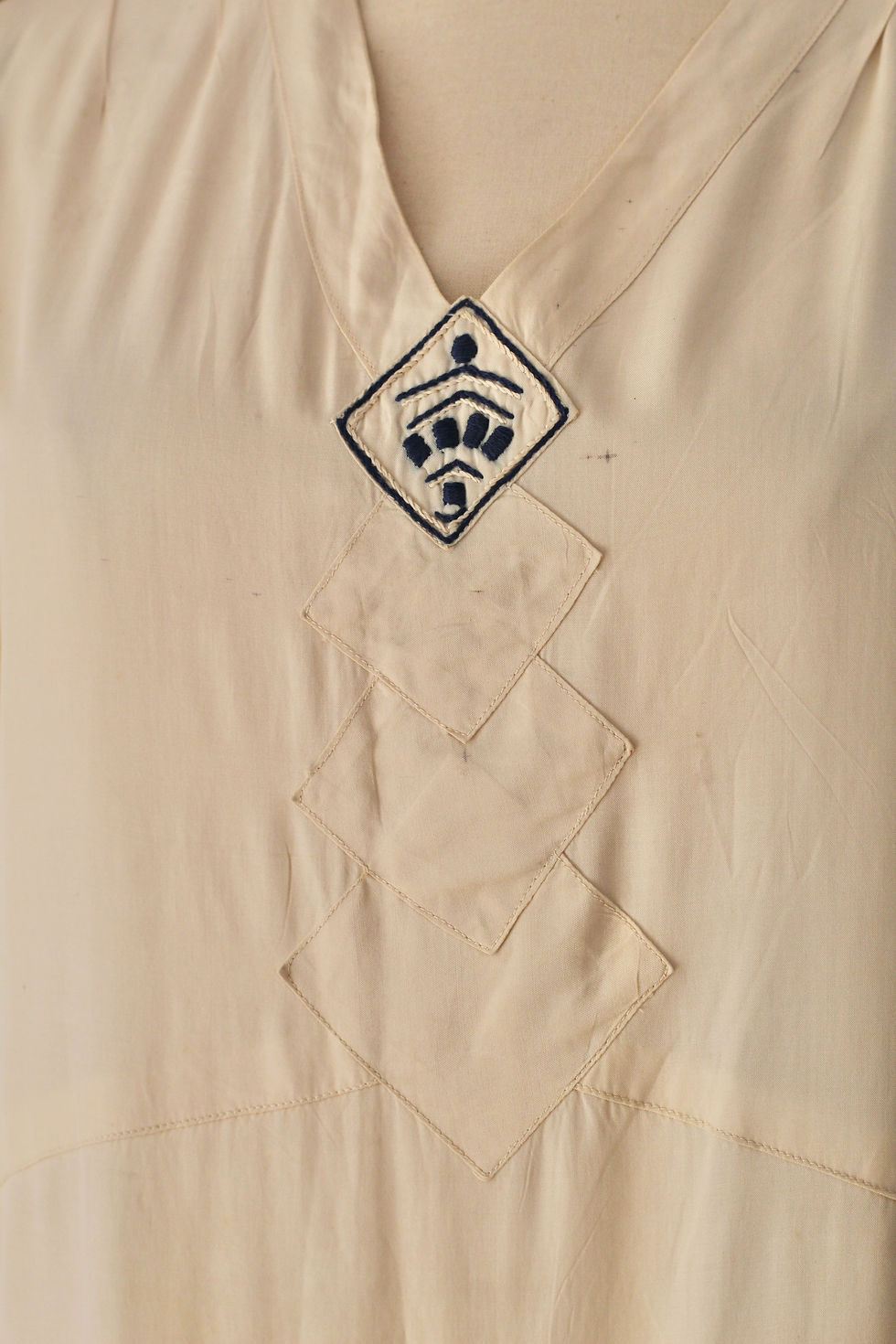 Thumbnail: Rare ! Robe en soie des années 20 - T.XS/S - Art Déco