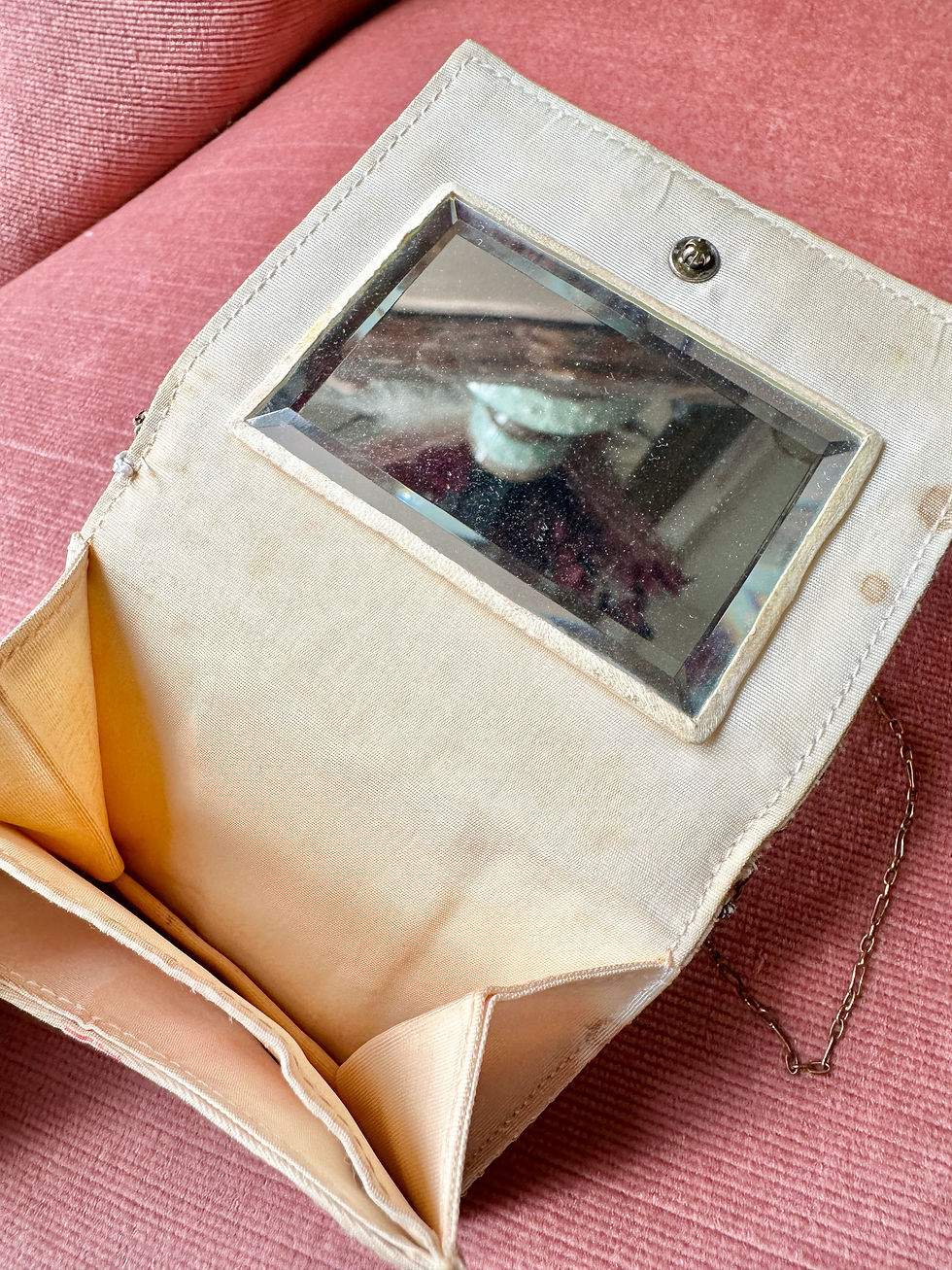 Thumbnail: Sac de soirée Art Déco c.1920