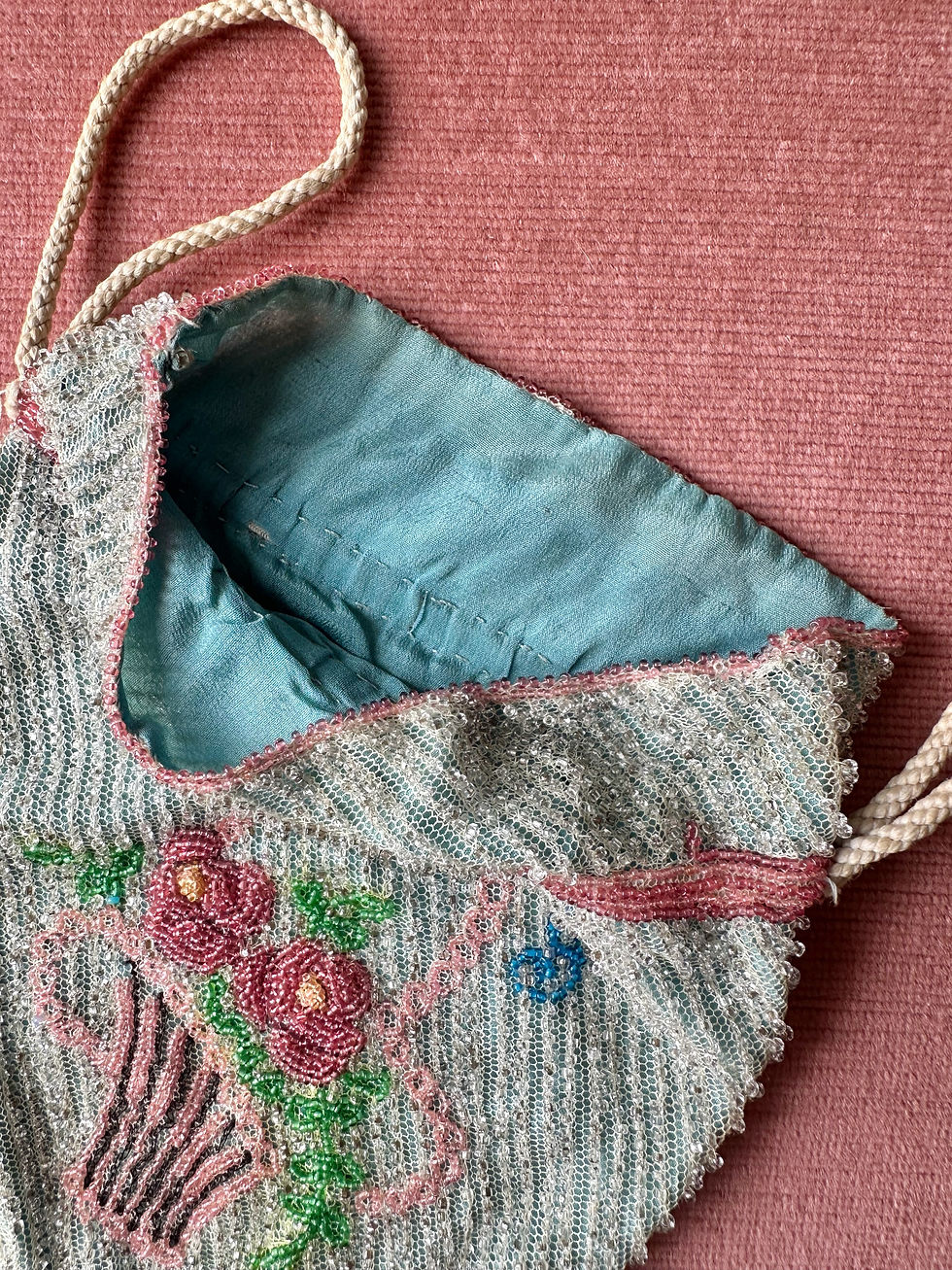 Thumbnail: Sac perlé c. 1920 - French antique Art Déco 20s beaded clutch