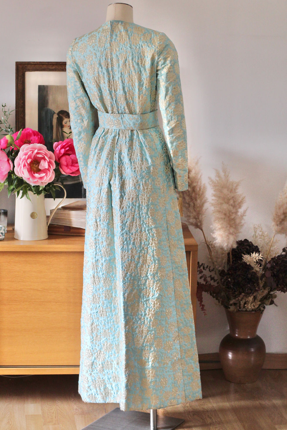 Miniature : Ensemble couture robe & manteau en brocart de soie des années 60