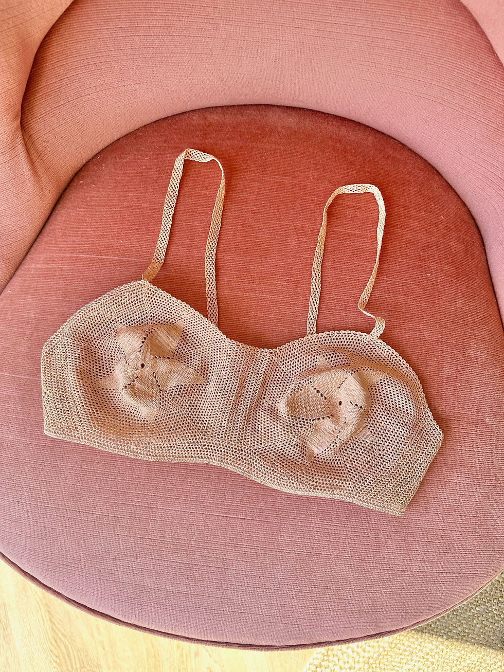 Thumbnail: Soutien-gorge c.1920 - T.S