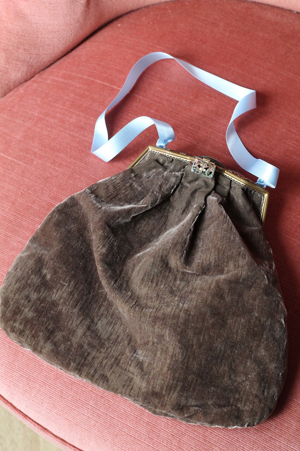 Miniature : RARE - Sac en velours de soie début XXème