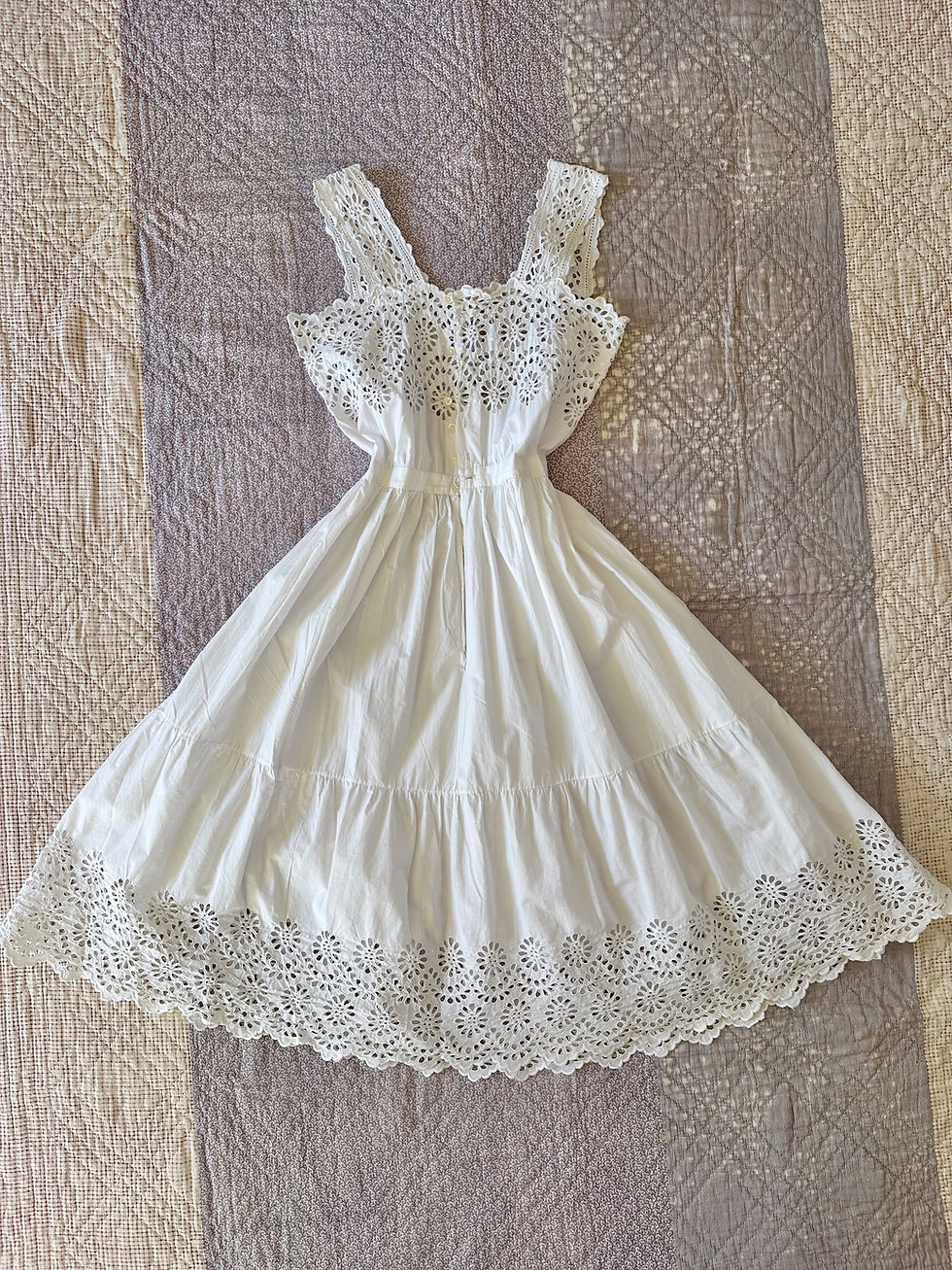 Thumbnail: Robe antique c.1910 - French vintage nightgown - Antique summer dress