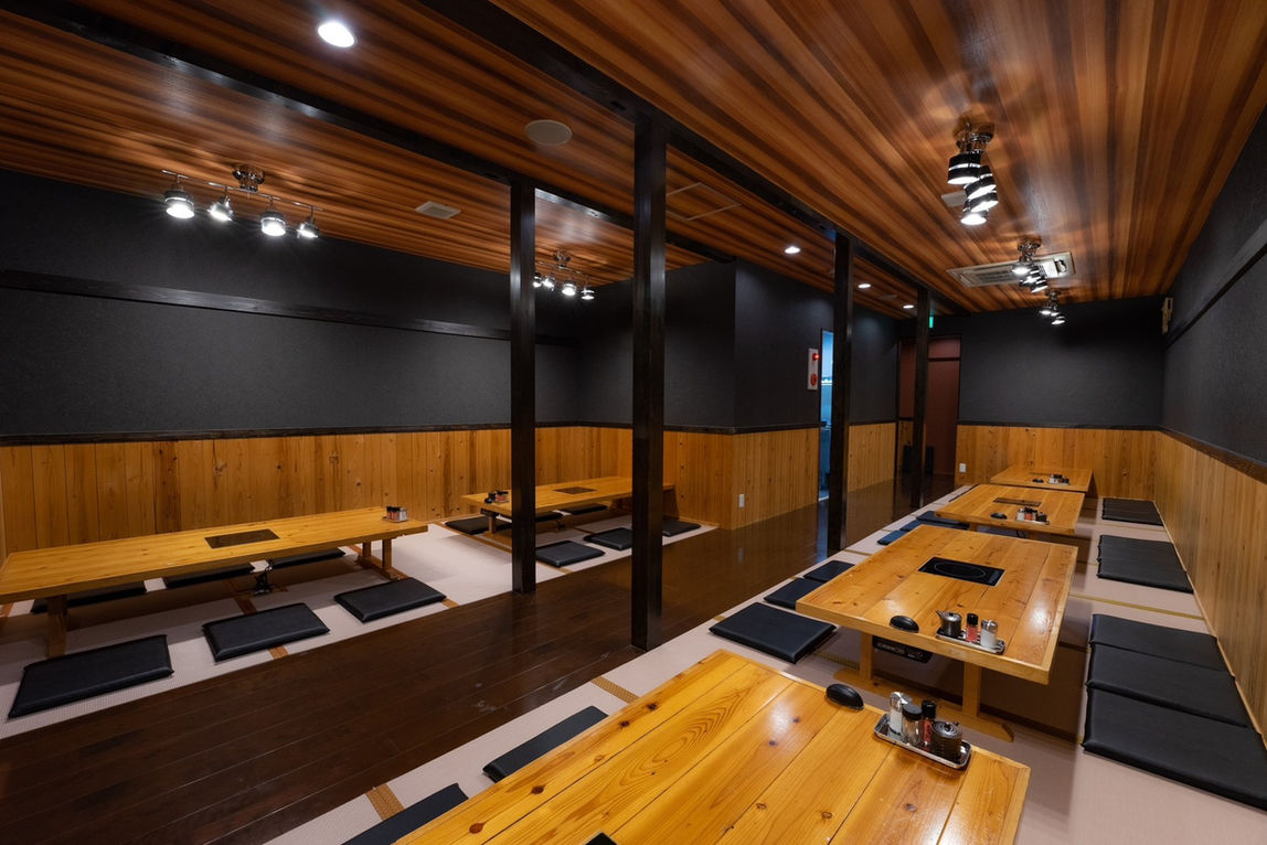 店内画像テーブル席