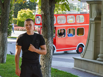 Вітаємо з днем народження!