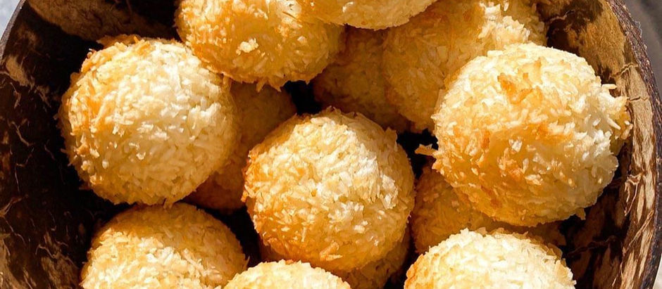 COCONUT MACAROONS