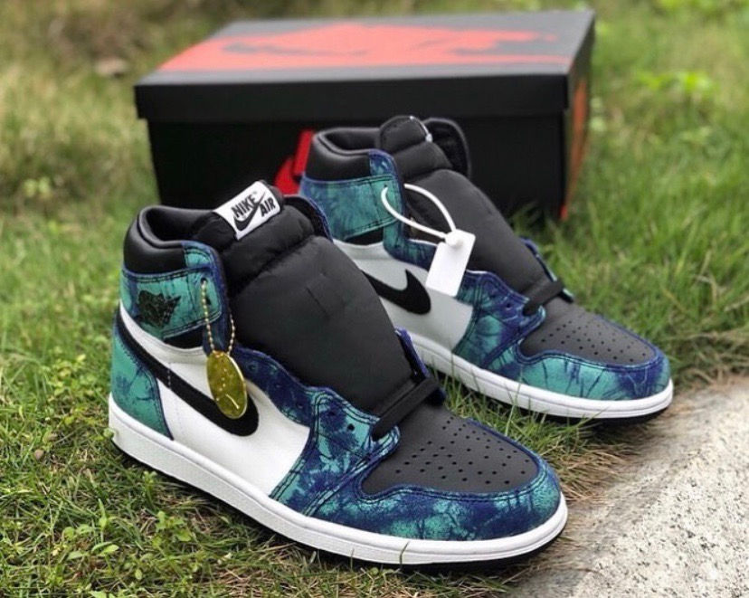 Tie-Dye Air Jordan Retro 1