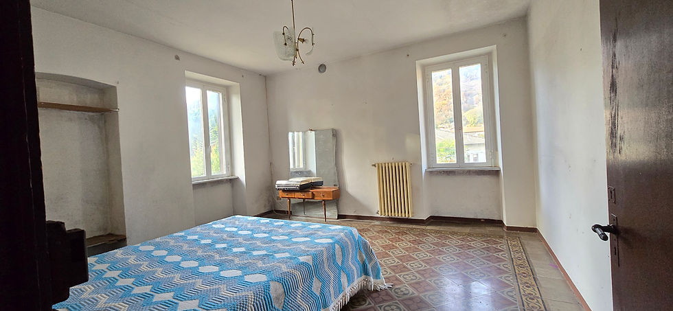 Miniatura: CARAVATE villa singola