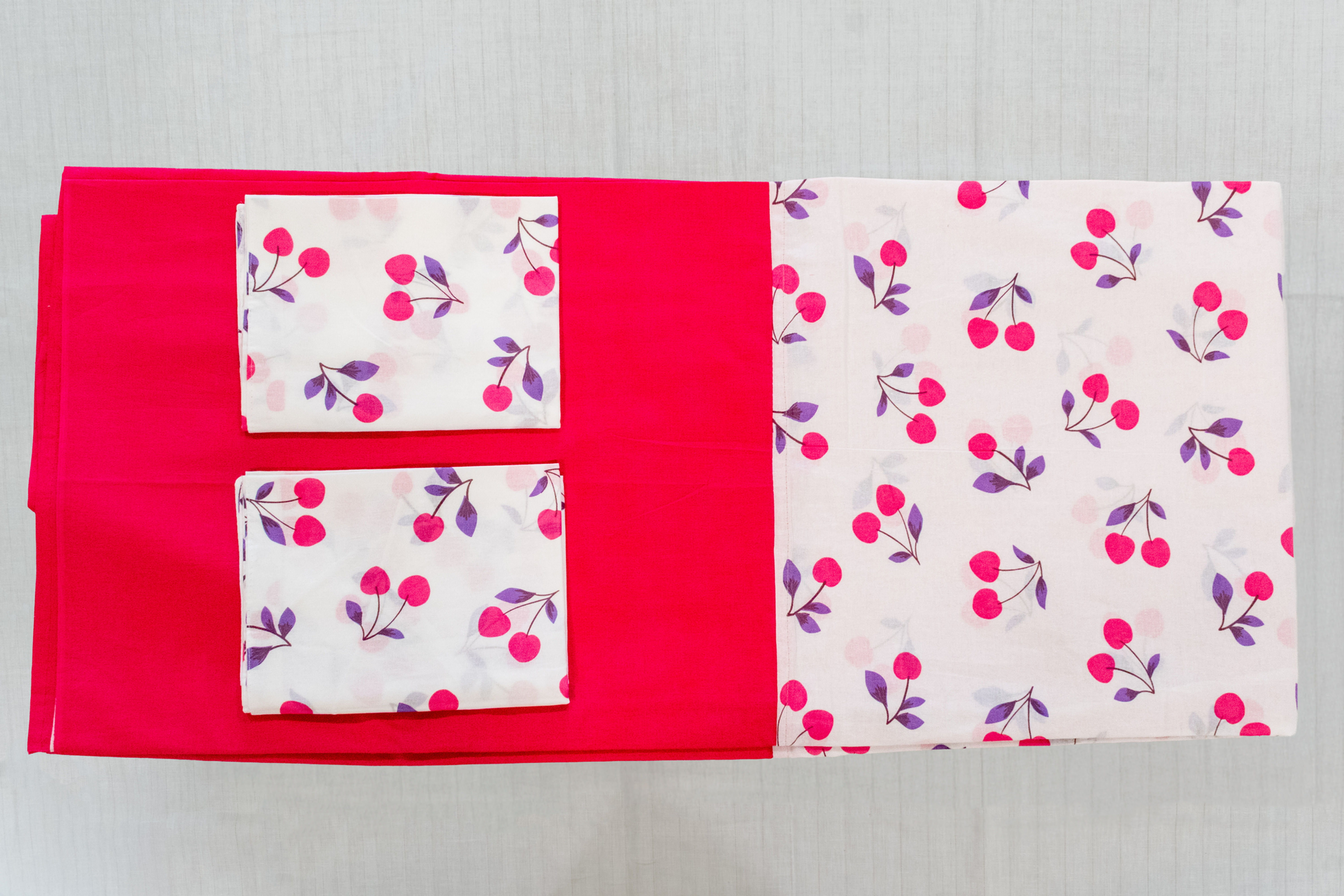 Queen Size Bed Sheet With Border-14