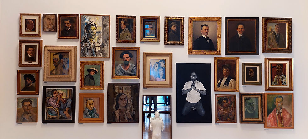 Exposição de arte na Pinacoteca Luz - São Paulo