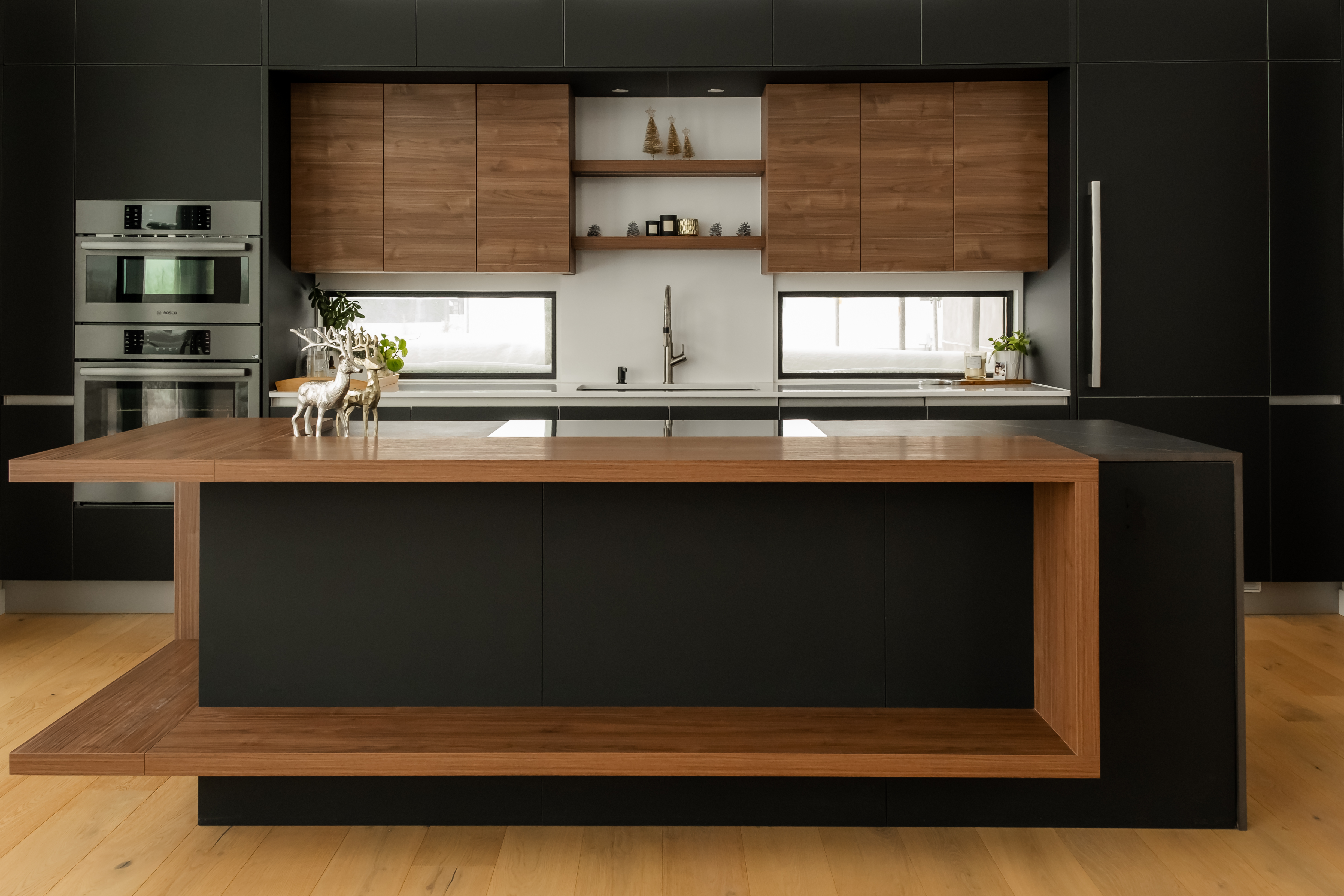 Lopes Construction Ltd.