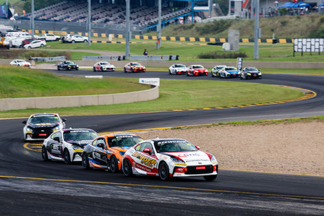 Jack Szewczuk battling through a corner