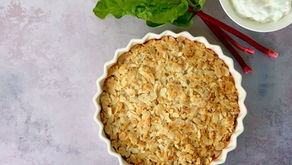 Rabarbercrumble med kokos og mandler