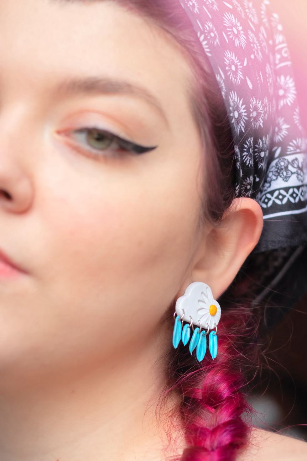 Thumbnail: Cloudy Daisy