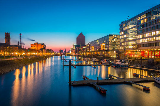 Der Duisburger Innenhafen