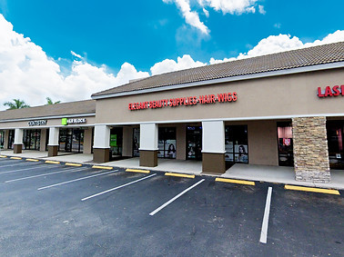Store25Exterior.jpg